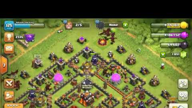 QUEEN AND KING  FOR UPGRADE....CLASH OF CLANS