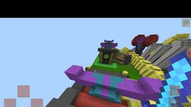 I play maxicraft map clash of clans