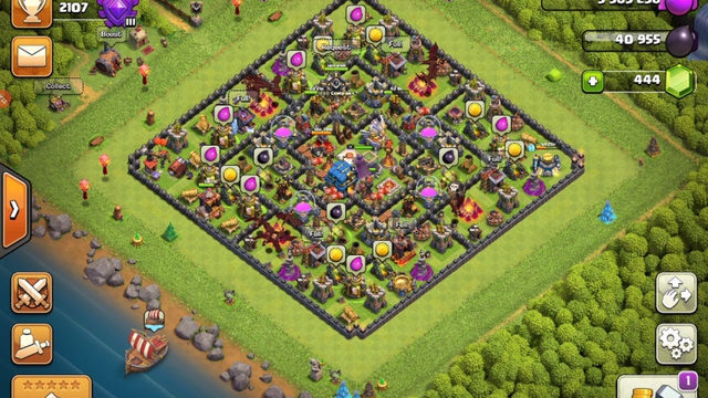 playing clash of clans  // looking for clan members