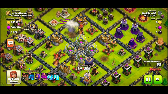 Clash of Clans : Electro Dragons With Lightning and Freeze Spells