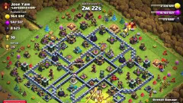 Lazy queen walk clash of clans