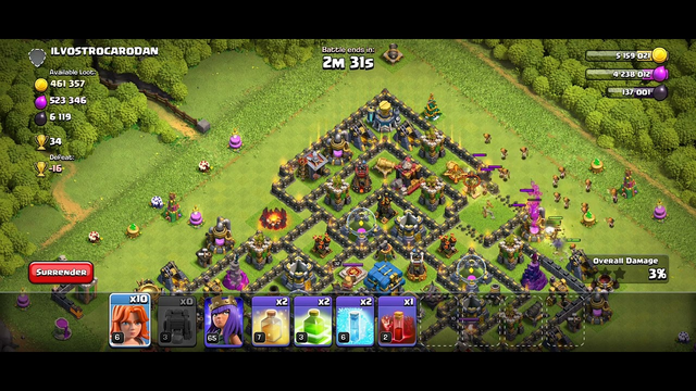 Clash of Clans: Using 35 Valkyries to Attack a Low Level Base