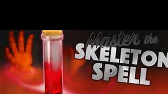 CLASH OF CLANS - 100 skeleton spells vs maxed out base!!!