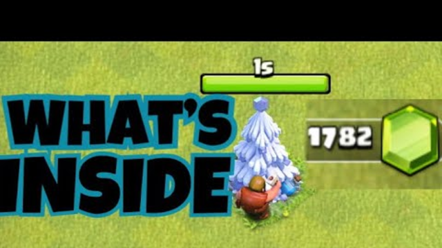 WHATS INSIDE THE CHRISTMAS TREE | CLASH OF CLANS | HAZAX