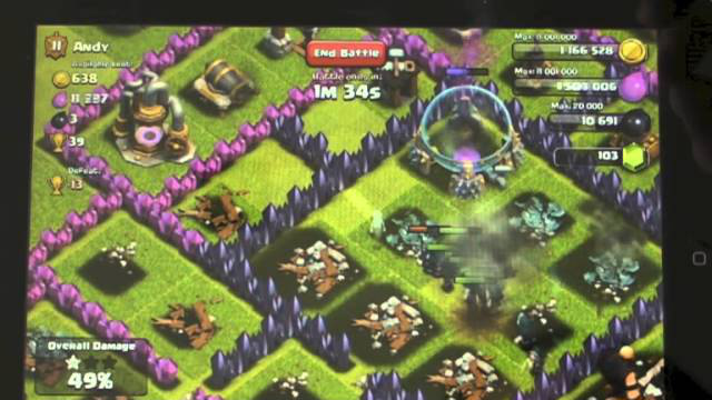 Clash of clans massive attack max lvl wizard and healer attack bonbee style :)