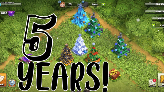 Clash of Clans: 5 years worth of christmas trees (CHRISTMAS UPDATE)