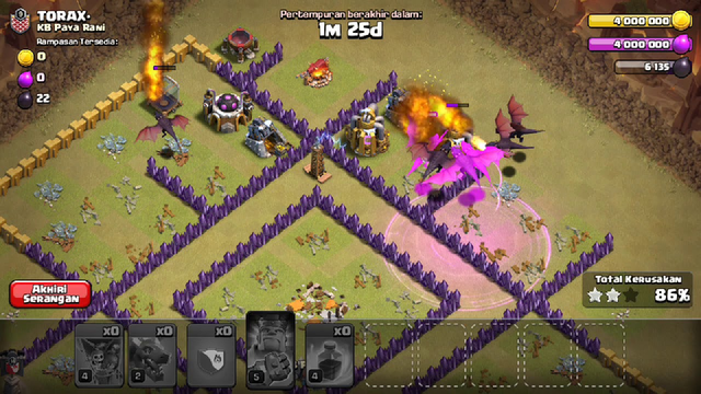 Town Hall 7 in LEGEND LEAGUE in Clash of Clans - HOW He Did it!