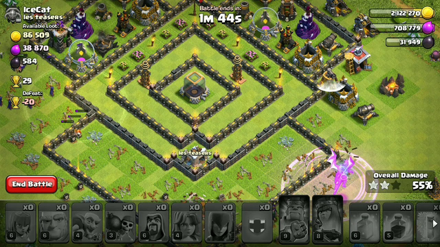 Clash of clans player in (low level)coc apolozie